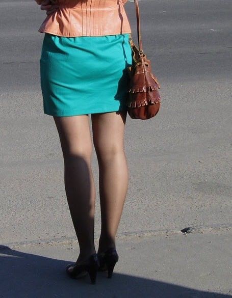 Candid Pantyhose and Pantyhose in Public