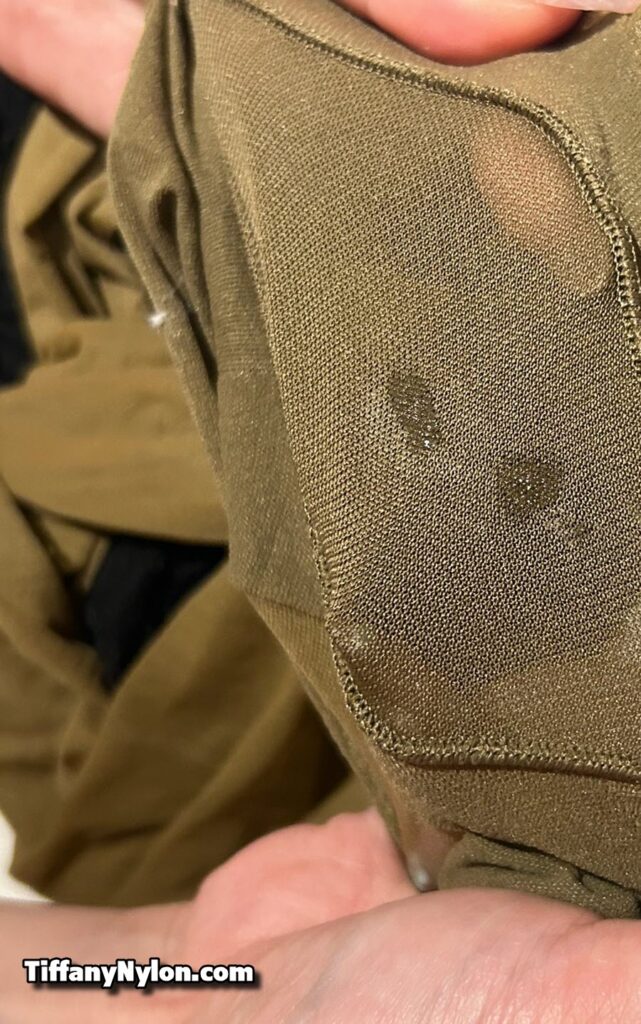 Pantyhose and Nylons Nylon Feet at TiffanyNylon.com and PantyhoseCam.net